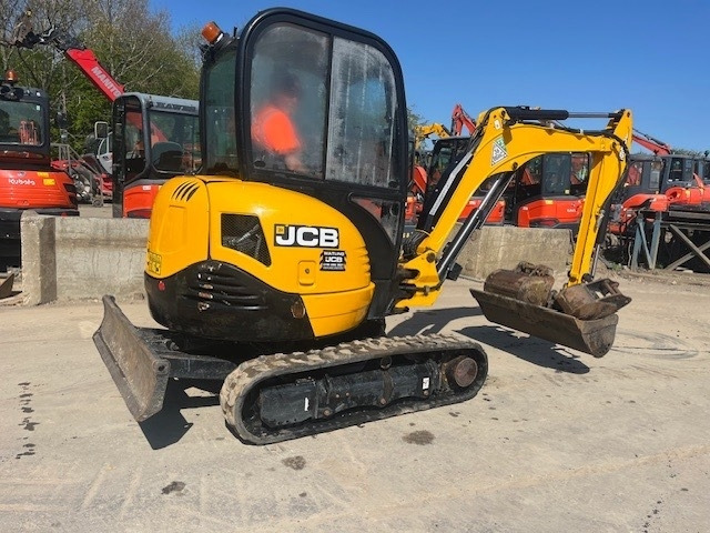 JCB 8026CTS - Mini escavadeira: foto 2 JCB 8026CTS - Mini escavadeira: foto 2