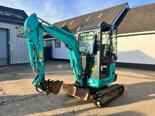 Kobelco SK 17 SR-3 - Mini escavadeira: foto 4 Kobelco SK 17 SR-3 - Mini escavadeira: foto 4
