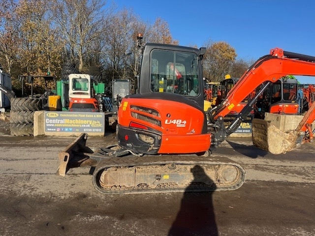 Kubota U 48-4 - Mini escavadeira: foto 5 Kubota U 48-4 - Mini escavadeira: foto 5