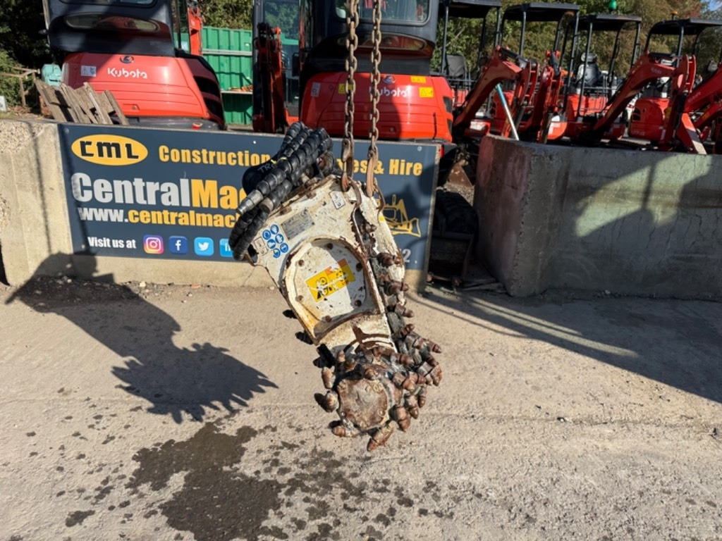 Simex TF100 - Colocadora de tubagem: foto 3 Simex TF100 - Colocadora de tubagem: foto 3