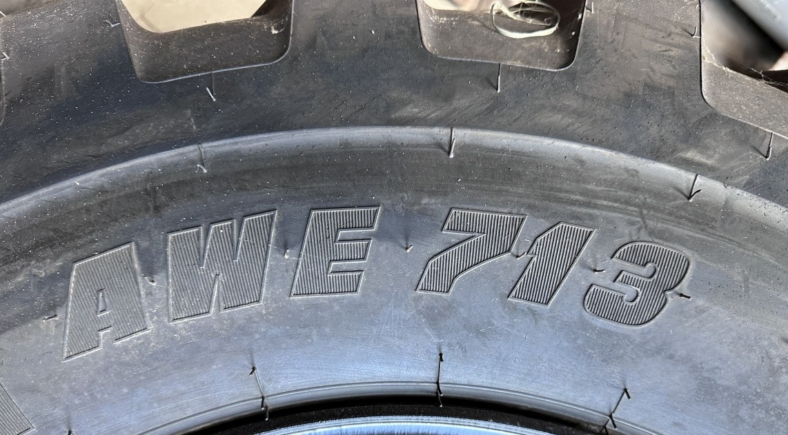Apollo 10.00 - 20 Apollo Kompletträder - Complet tires - Pneu por Escavadeira de rodas: foto 4 Apollo 10.00 - 20 Apollo Kompletträder - Complet tires - Pneu por Escavadeira de rodas: foto 4