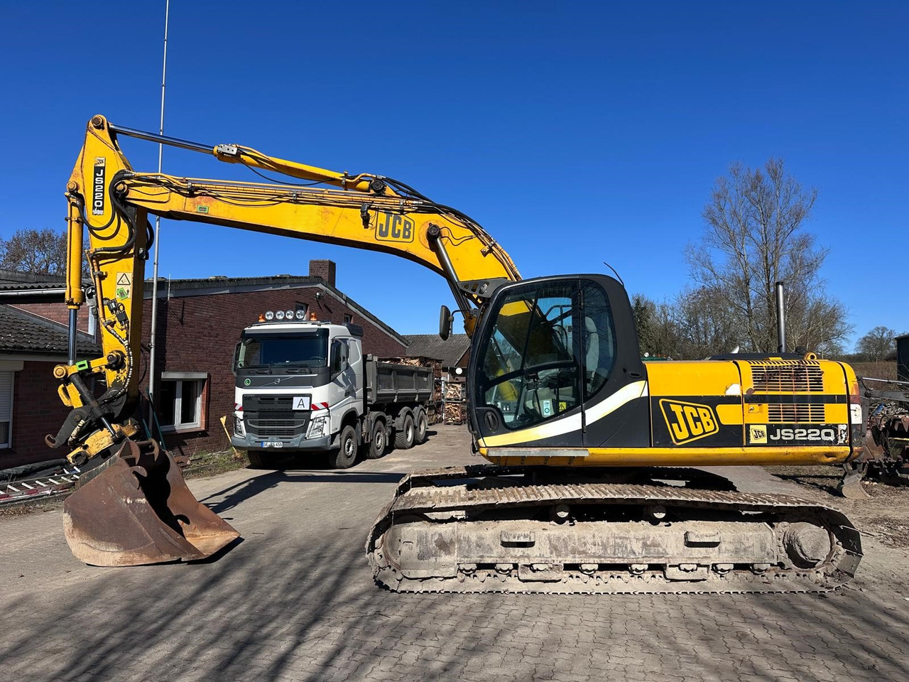 JCB JS 220 LC ISUZU Turbo 175 Hp Rototilt Klima - Escavadora de rastos: foto 2 JCB JS 220 LC ISUZU Turbo 175 Hp Rototilt Klima - Escavadora de rastos: foto 2