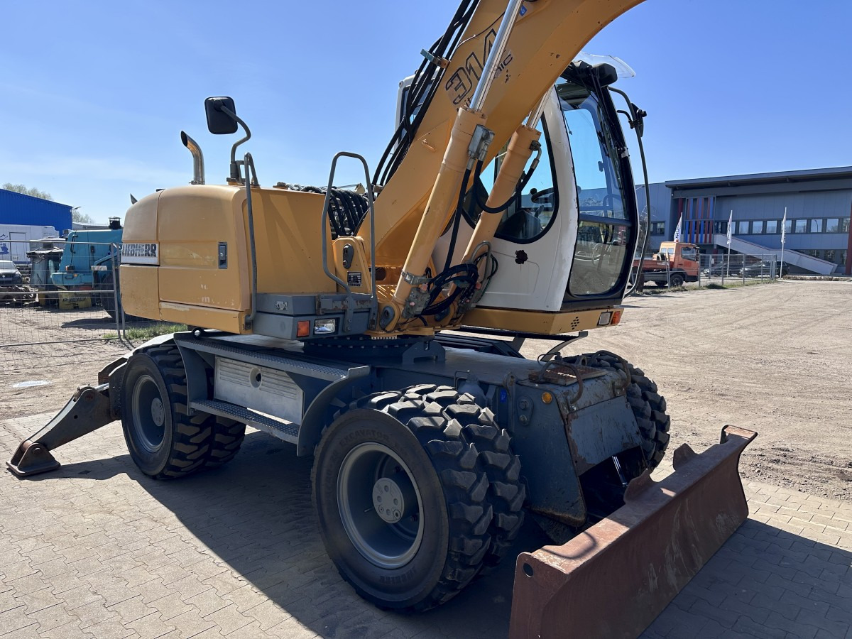 Escavadeira de rodas LIEBHERR A 314 All hydr. lines SW 33- 30 Km/h: foto 18