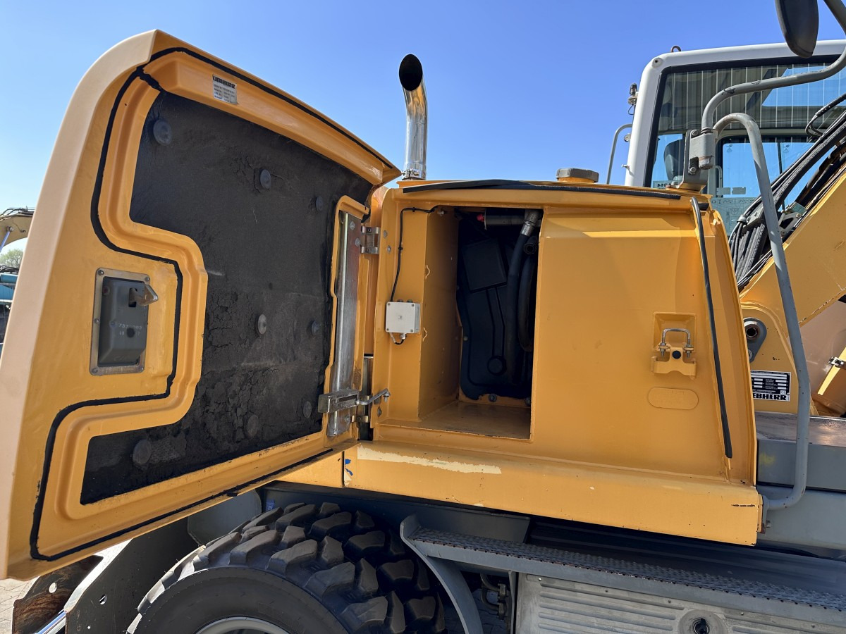 Escavadeira de rodas LIEBHERR A 314 All hydr. lines SW 33- 30 Km/h: foto 26