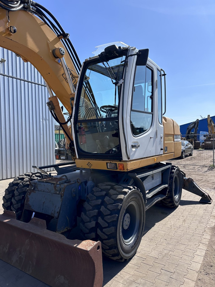 Escavadeira de rodas LIEBHERR A 314 All hydr. lines SW 33- 30 Km/h: foto 17
