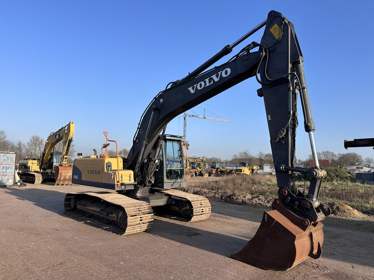 VOLVO EC 210 CL Deutsche Maschine! Top !!! - Escavadeira: foto 4 VOLVO EC 210 CL Deutsche Maschine! Top !!! - Escavadeira: foto 4