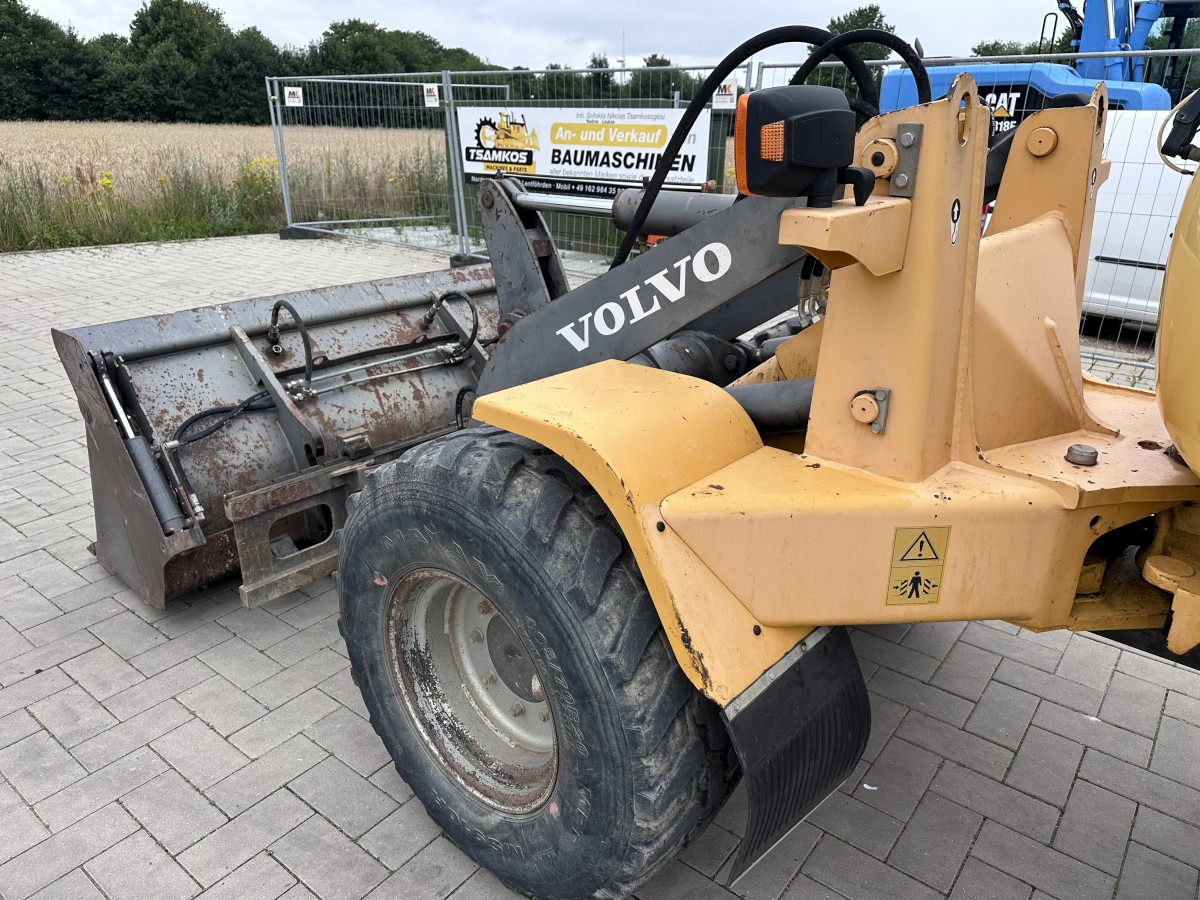 Leasing de VOLVO L 30 B PRO 3er Kreis Klappschaufel+Palettengabel VOLVO L 30 B PRO 3er Kreis Klappschaufel+Palettengabel: foto 18