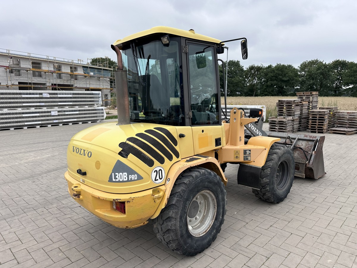 Leasing de VOLVO L 30 B PRO 3er Kreis Klappschaufel+Palettengabel VOLVO L 30 B PRO 3er Kreis Klappschaufel+Palettengabel: foto 6