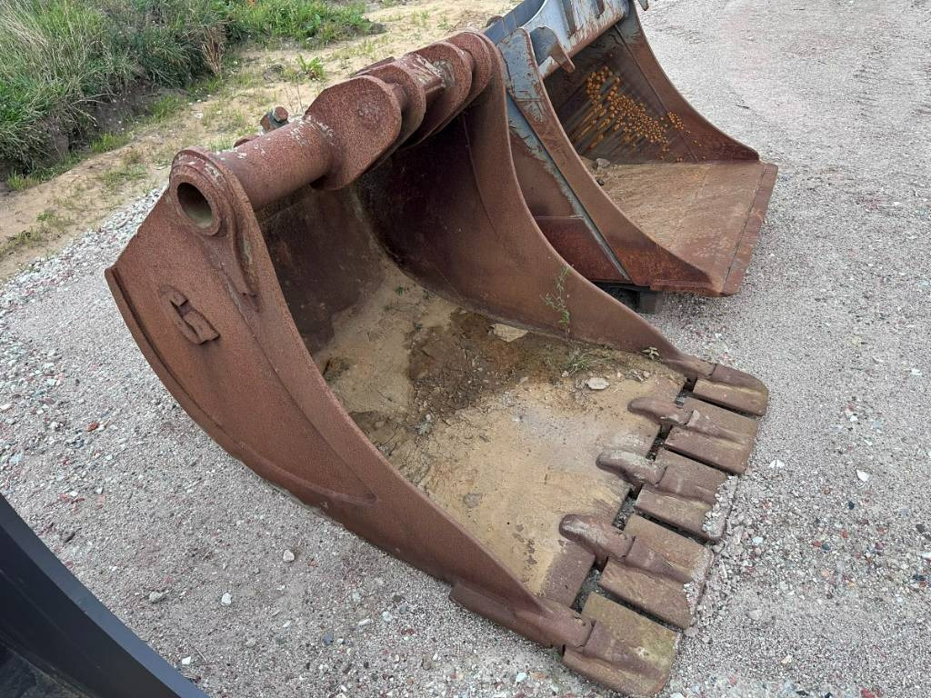 Volvo S 1 Tieflöffel - bucket 1.200 mm ca. 1.2 m³ - Balde escavadora: foto 2 Volvo S 1 Tieflöffel - bucket 1.200 mm ca. 1.2 m³ - Balde escavadora: foto 2