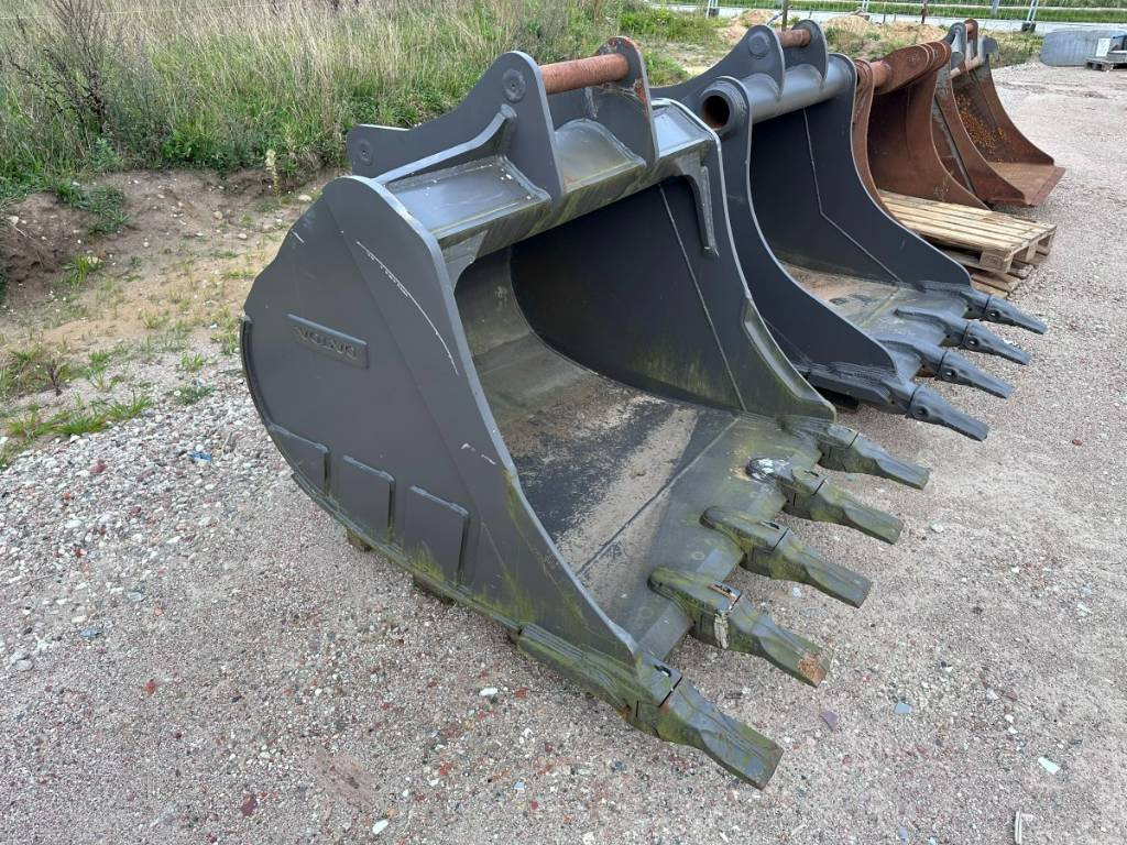 Volvo S 70 / S7 Tieflöffel bucket 1.500mm cbm 1.5 m³ - Balde escavadora: foto 1 Volvo S 70 / S7 Tieflöffel bucket 1.500mm cbm 1.5 m³ - Balde escavadora: foto 1