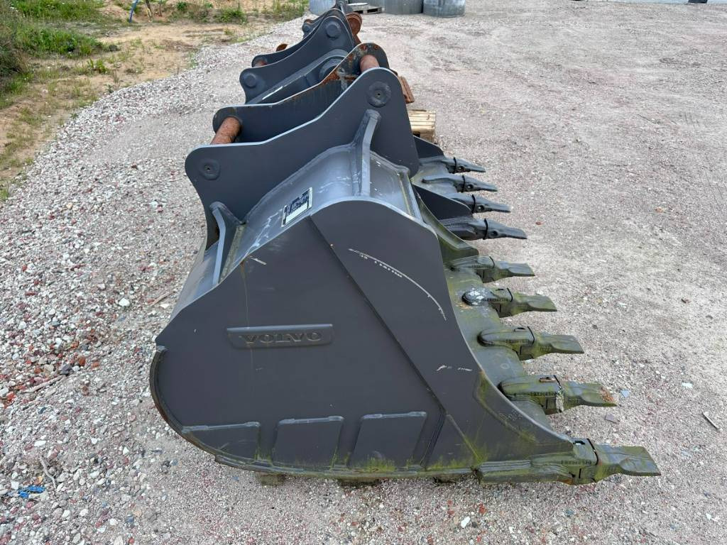 Volvo S 70 / S7 Tieflöffel bucket 1.500mm cbm 1.5 m³ - Balde escavadora: foto 4 Volvo S 70 / S7 Tieflöffel bucket 1.500mm cbm 1.5 m³ - Balde escavadora: foto 4