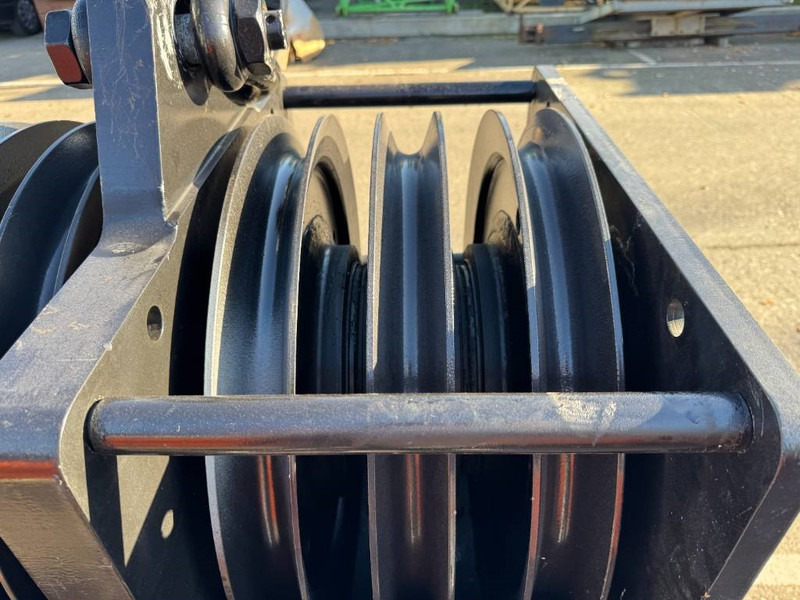 Kobelco CKE 2500 - Grua para camião por Máquina de construção: foto 5 Kobelco CKE 2500 - Grua para camião por Máquina de construção: foto 5