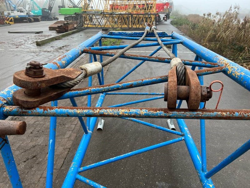 Liebherr HS843 - Grua para camião por Máquina de construção: foto 4 Liebherr HS843 - Grua para camião por Máquina de construção: foto 4