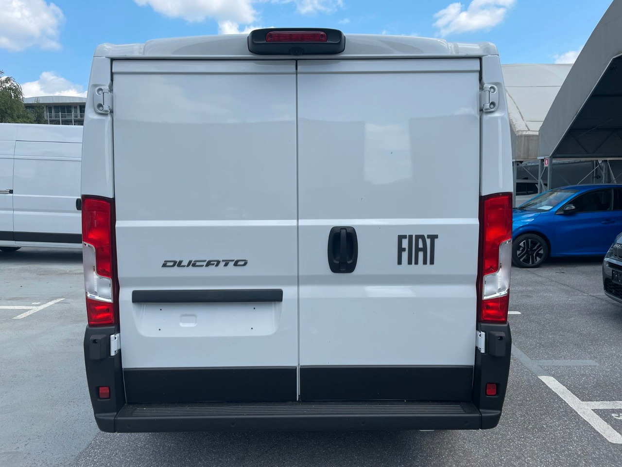 Fiat Ducato 30L L2H1 120 Kastenwagen 2025 - Furgão compacto: foto 5 Fiat Ducato 30L L2H1 120 Kastenwagen 2025 - Furgão compacto: foto 5