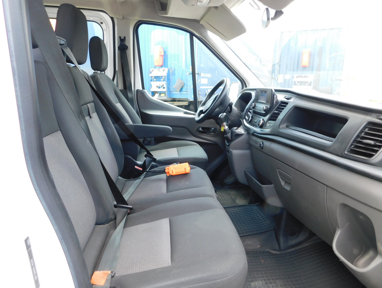 Ford Transit - Carrinha basculante: foto 5 Ford Transit - Carrinha basculante: foto 5
