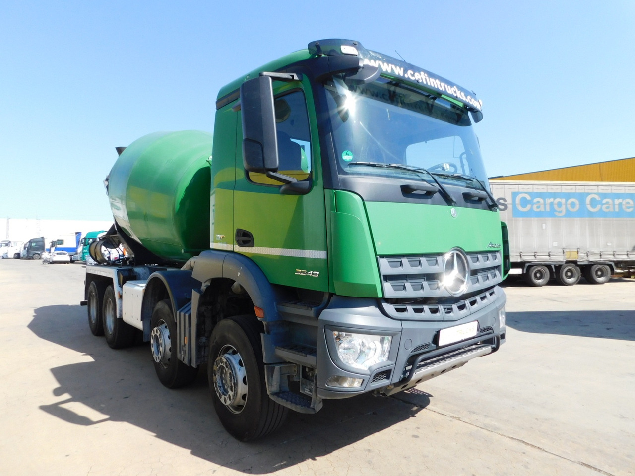Mercedes Arocs 3243 - Camião betoneira: foto 2 Mercedes Arocs 3243 - Camião betoneira: foto 2