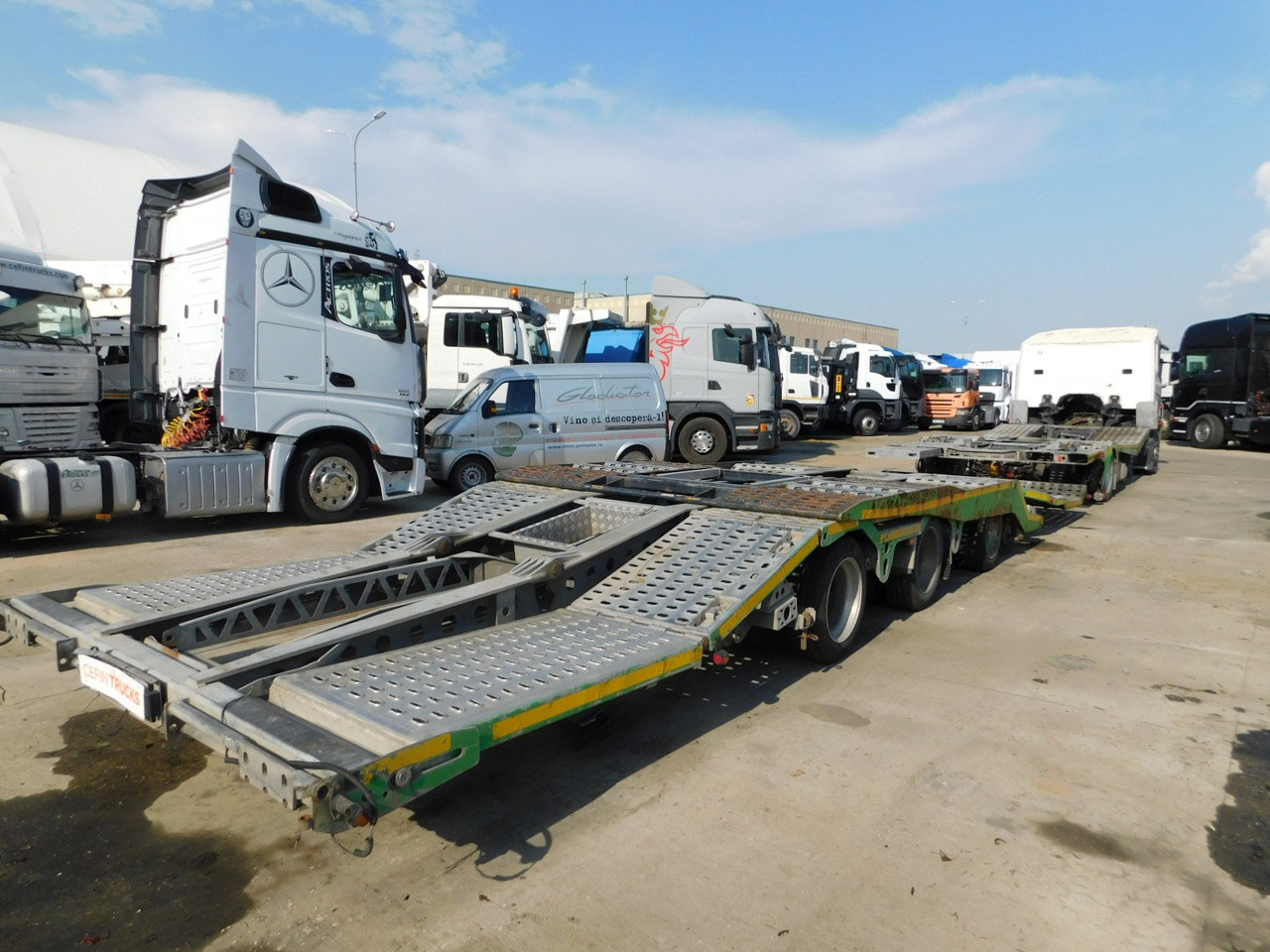 Scania Lb 4x2 - Camião transporte de veículos: foto 3 Scania Lb 4x2 - Camião transporte de veículos: foto 3