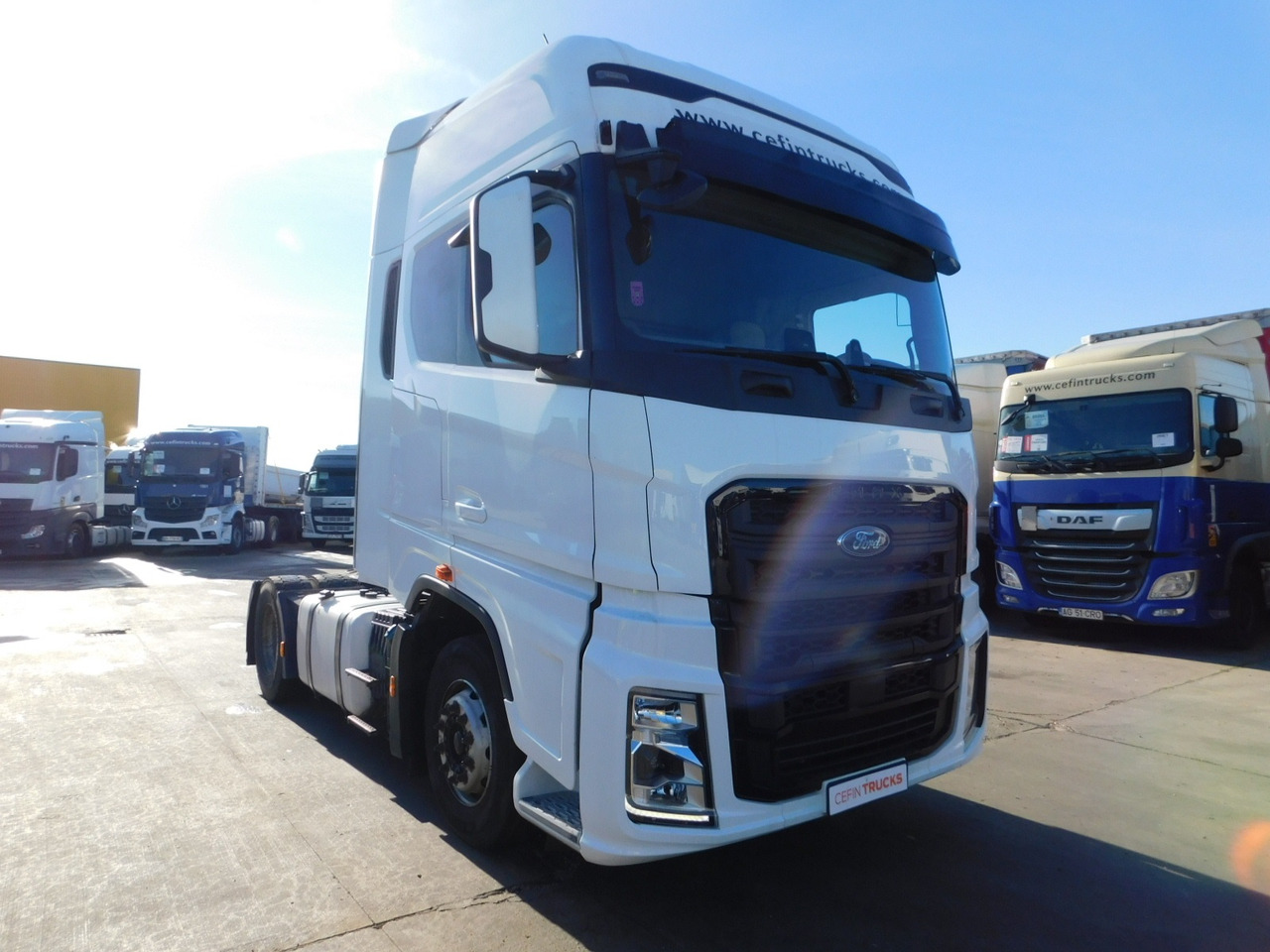 Ford F max 4x2 scab e6 12s2620 - Tractor: foto 2 Ford F max 4x2 scab e6 12s2620 - Tractor: foto 2