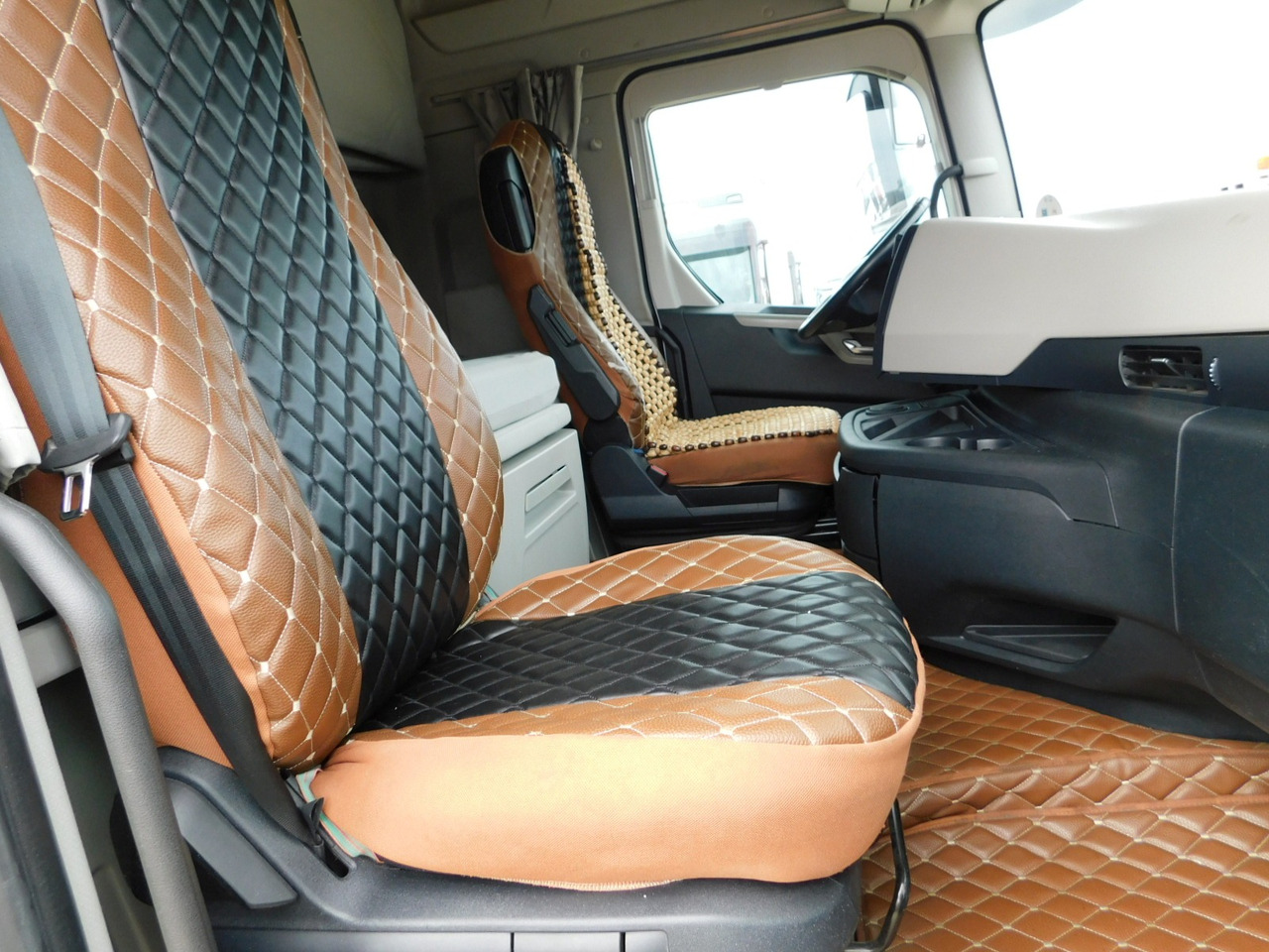 Ford F max 4x2 scab e6 12s2620 - Tractor: foto 5 Ford F max 4x2 scab e6 12s2620 - Tractor: foto 5