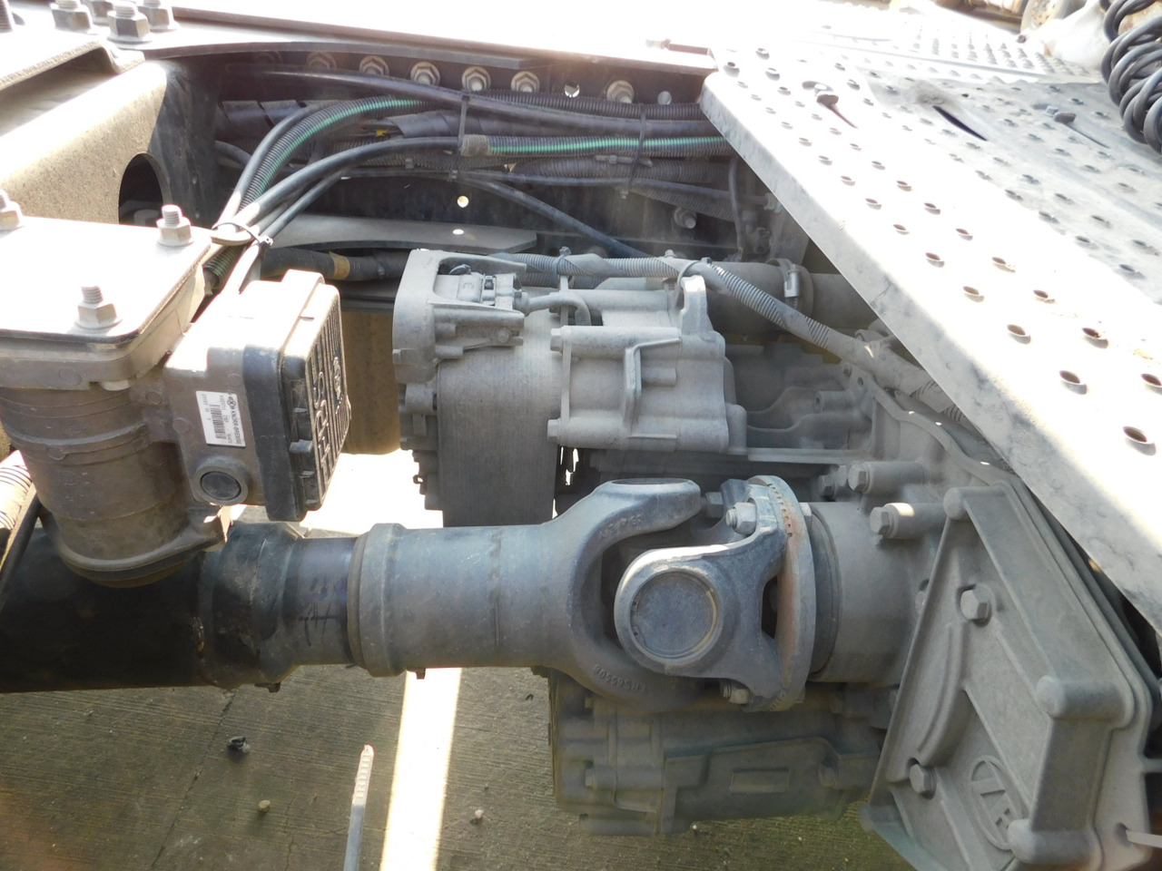 Tractor Ford F max 4x2 scab e6 12tx2620 ecotorq: foto 8