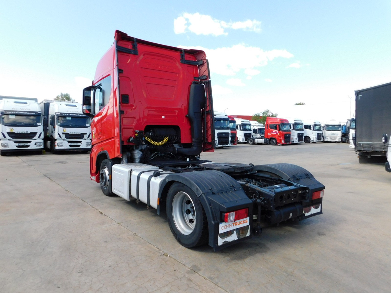Ford F max ll 4x2 scab e6 12tx2620 - Tractor: foto 4 Ford F max ll 4x2 scab e6 12tx2620 - Tractor: foto 4
