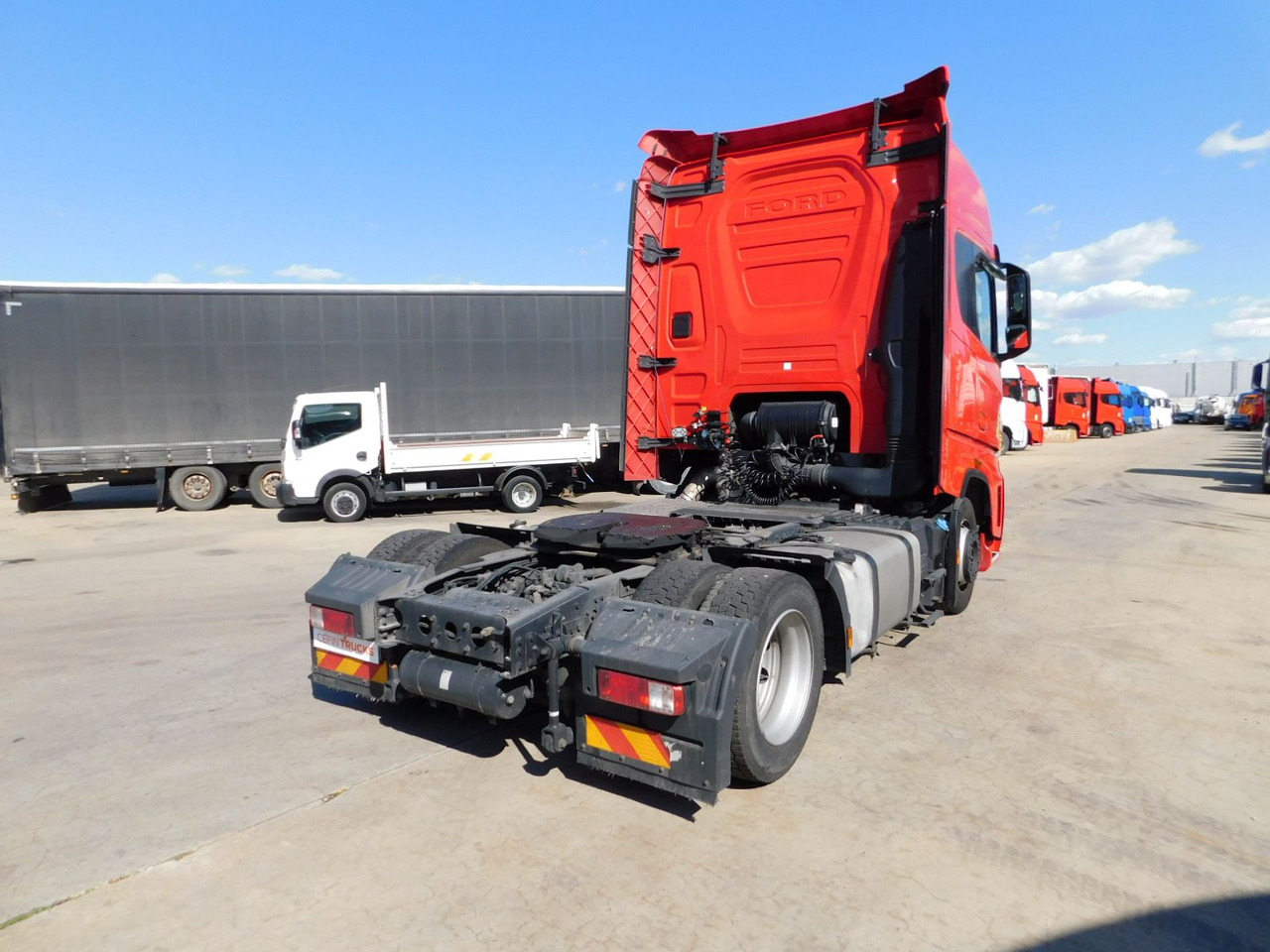 Ford F max ll 4x2 scab e6 12tx2620 - Tractor: foto 3 Ford F max ll 4x2 scab e6 12tx2620 - Tractor: foto 3