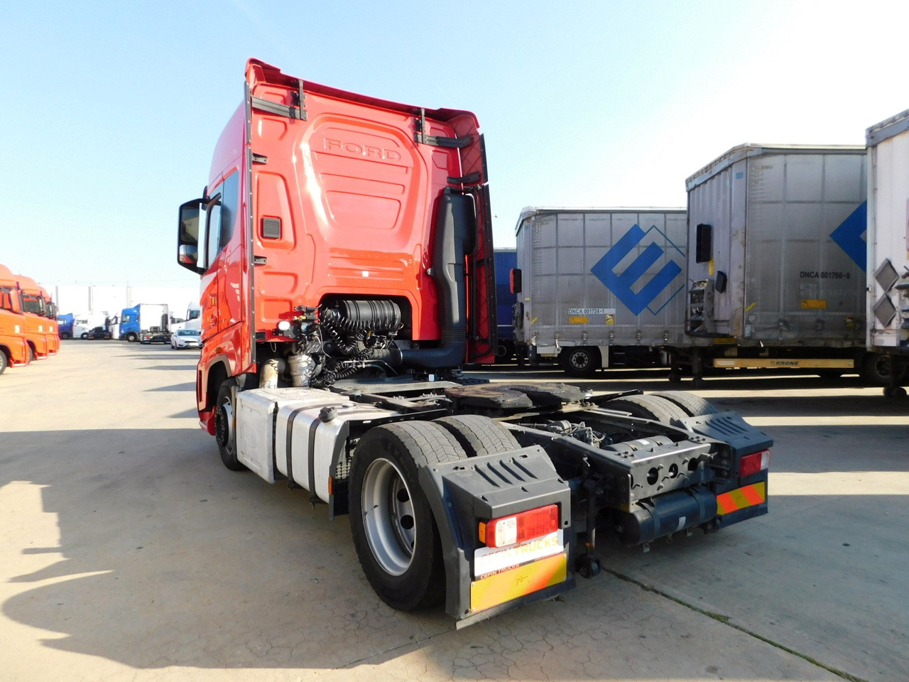 Ford F max ll 4x2 scab e6 12tx2620 - Tractor: foto 4 Ford F max ll 4x2 scab e6 12tx2620 - Tractor: foto 4