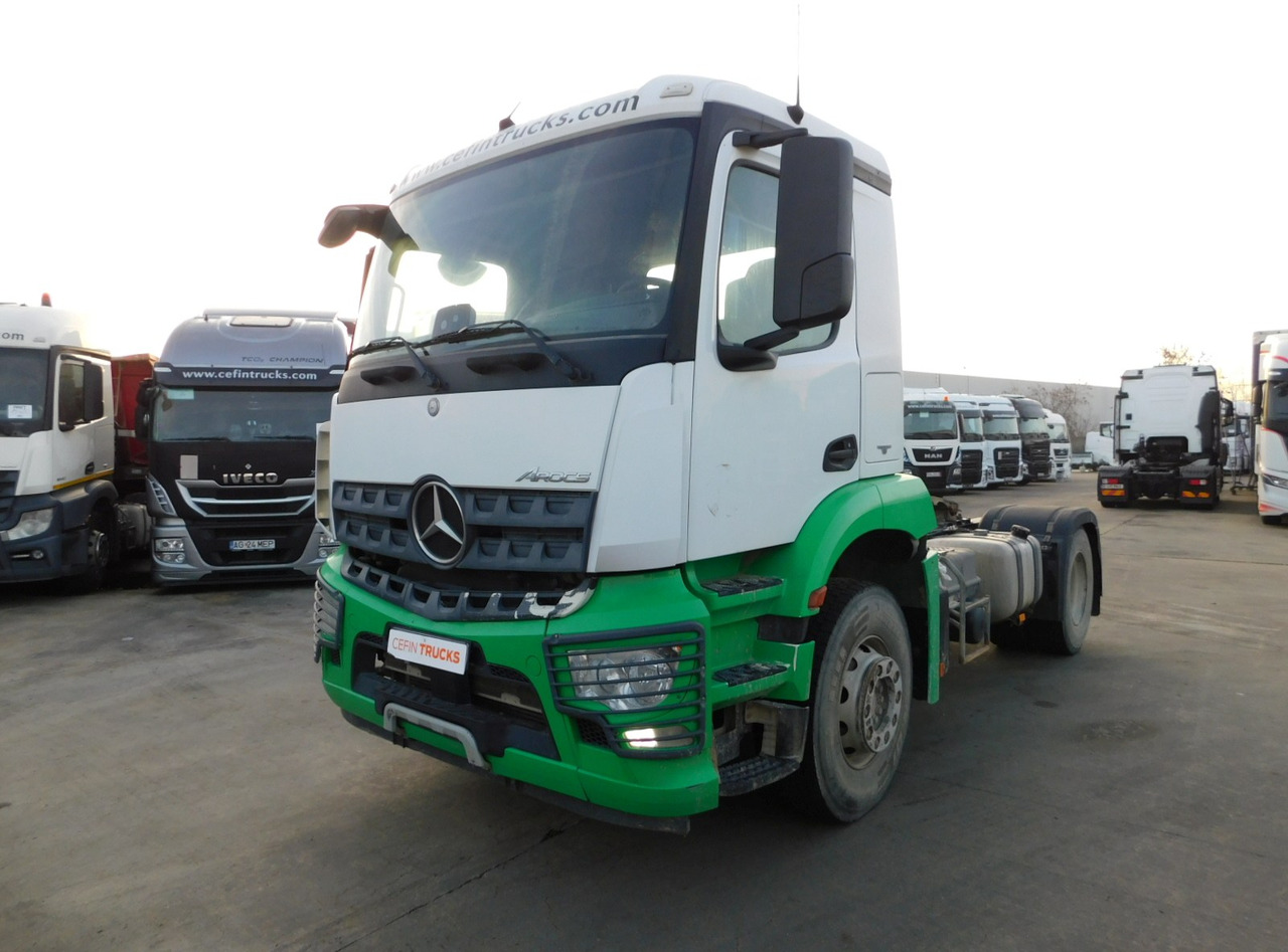 Mercedes Arocs - Tractor: foto 1 Mercedes Arocs - Tractor: foto 1