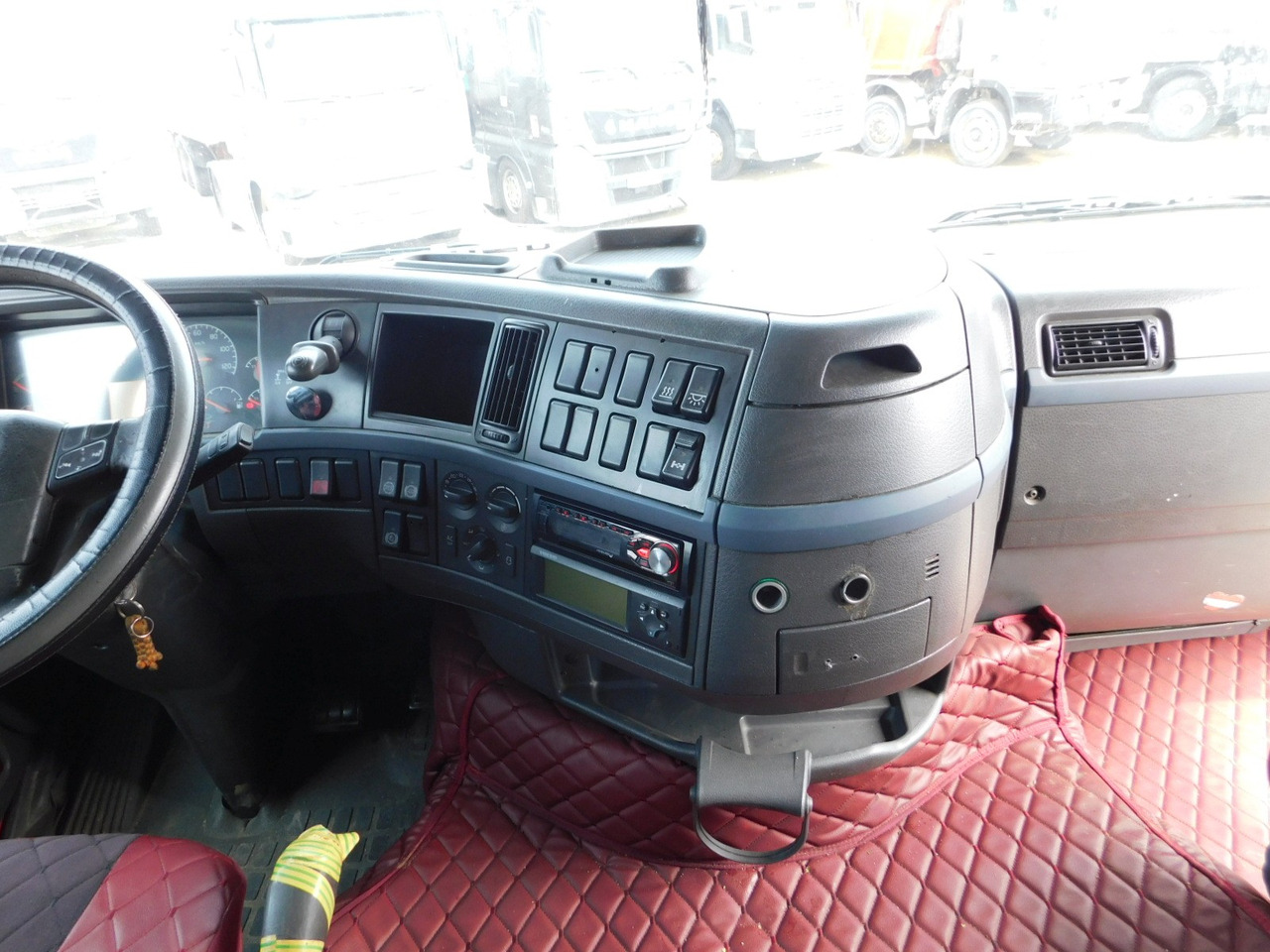 Tractor Volvo Fh 440: foto 7