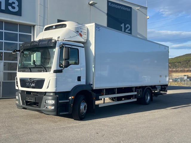 MAN TGM 15.290 4x2 LL Tiefkühler ATP Euro6 Klima - Carrinha frigorífica: foto 1 MAN TGM 15.290 4x2 LL Tiefkühler ATP Euro6 Klima - Carrinha frigorífica: foto 1