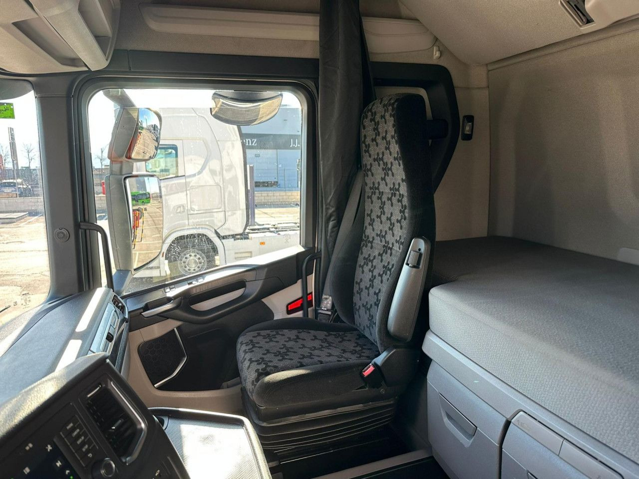 Scania R 450 - Tractor: foto 3 Scania R 450 - Tractor: foto 3