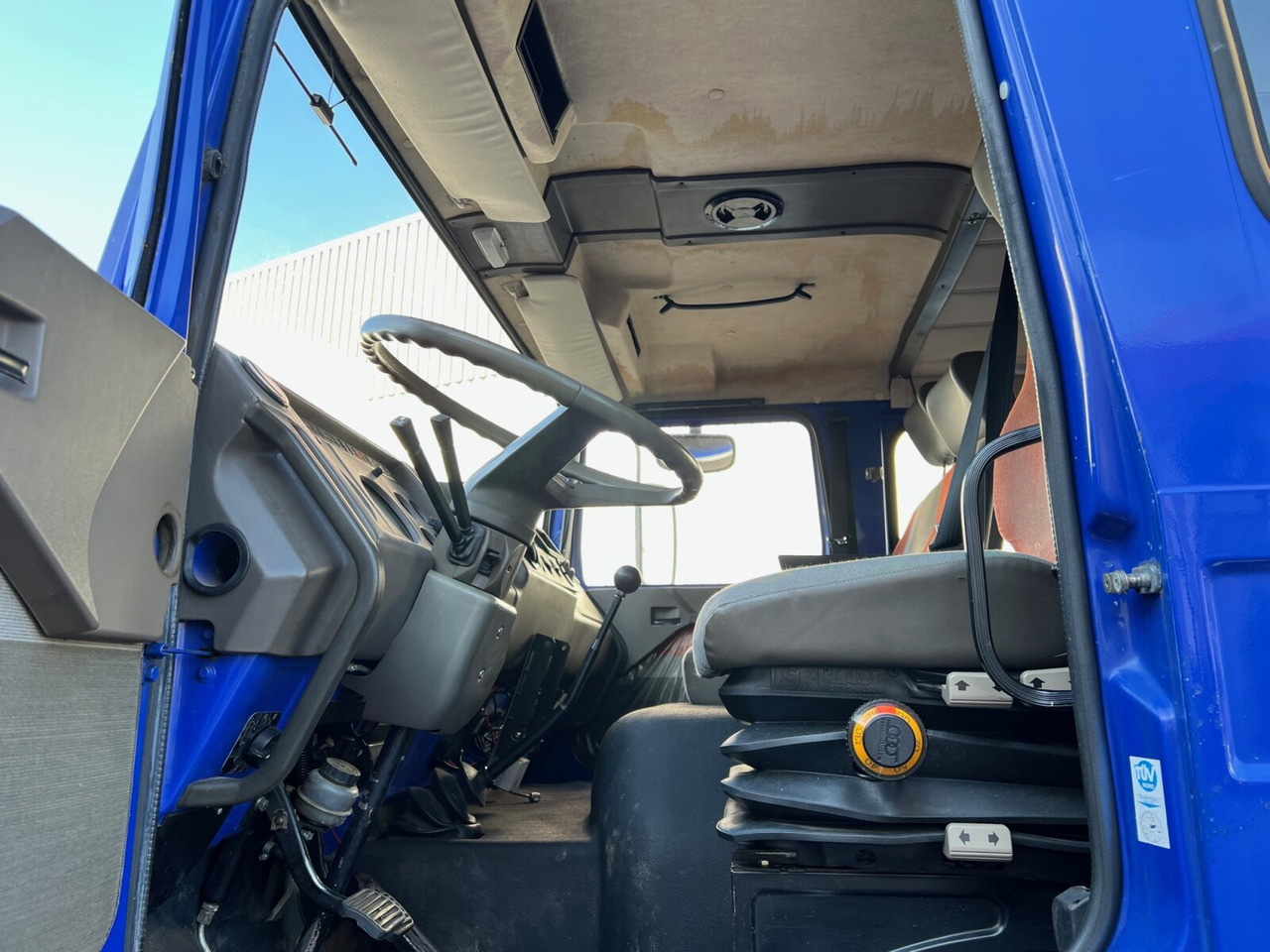 120-23 AW 4x4 Doka 120-23 AW 4x4 Doka, V8-Motor, Gerätewagen, Seilwinde - Camião de caixa aberta/ Plataforma: foto 5 120-23 AW 4x4 Doka 120-23 AW 4x4 Doka, V8-Motor, Gerätewagen, Seilwinde - Camião de caixa aberta/ Plataforma: foto 5