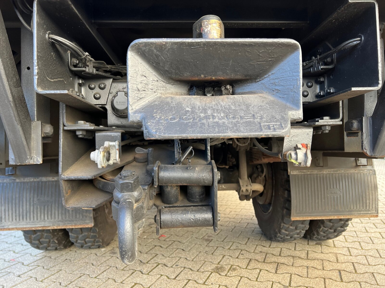 120-23 AW 4x4 Doka 120-23 AW 4x4 Doka, V8-Motor, Gerätewagen, Seilwinde - Camião de caixa aberta/ Plataforma: foto 2 120-23 AW 4x4 Doka 120-23 AW 4x4 Doka, V8-Motor, Gerätewagen, Seilwinde - Camião de caixa aberta/ Plataforma: foto 2