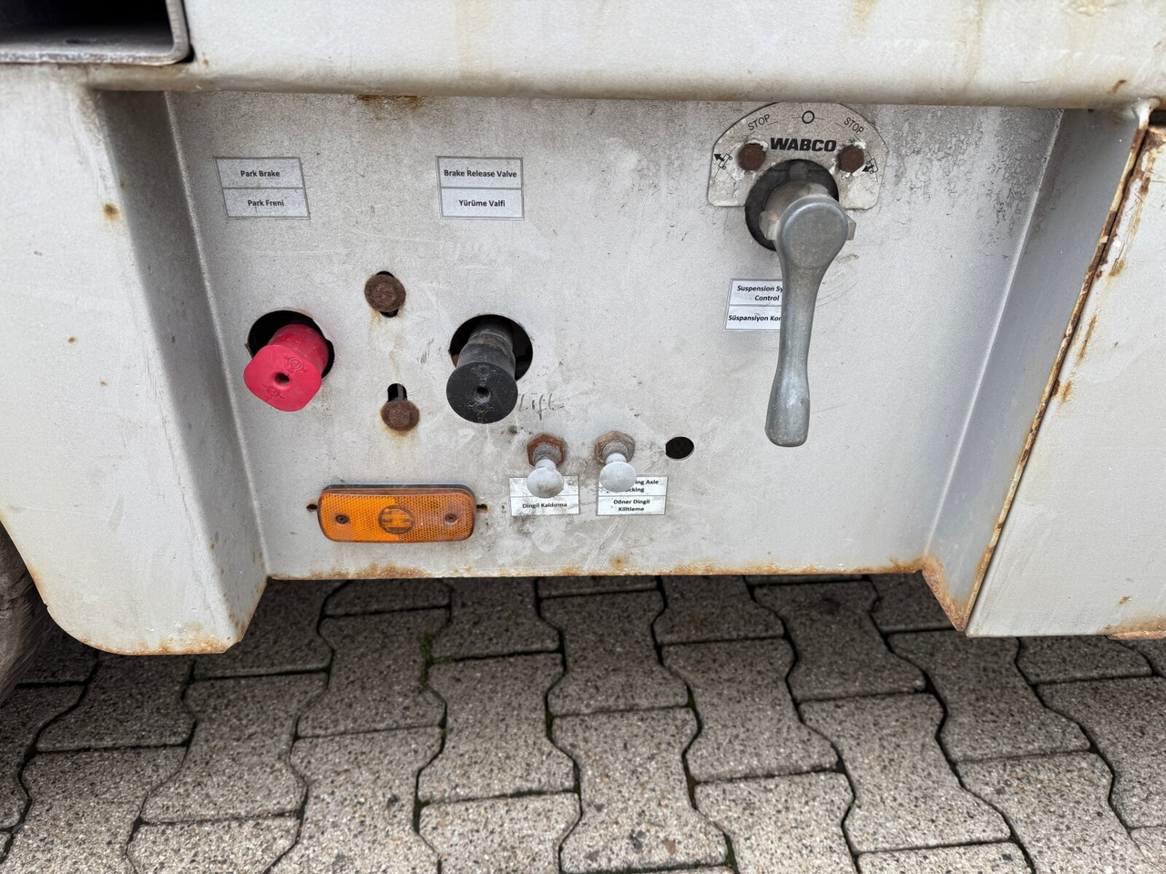 CYL 3 CYL 3, mit Lift-/Lenkachse, faltbare Rampen - Semi-reboque baixa: foto 5 CYL 3 CYL 3, mit Lift-/Lenkachse, faltbare Rampen - Semi-reboque baixa: foto 5