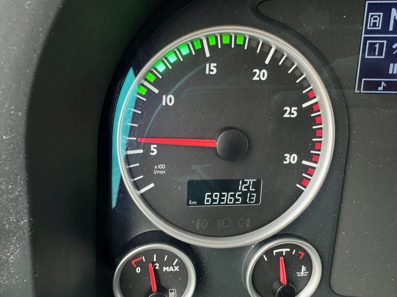 MAN TGX 18.360 4x2 LL TGX 18.360 4x2 LL, XLX-Fahrerhaus - Camião: foto 2 MAN TGX 18.360 4x2 LL TGX 18.360 4x2 LL, XLX-Fahrerhaus - Camião: foto 2