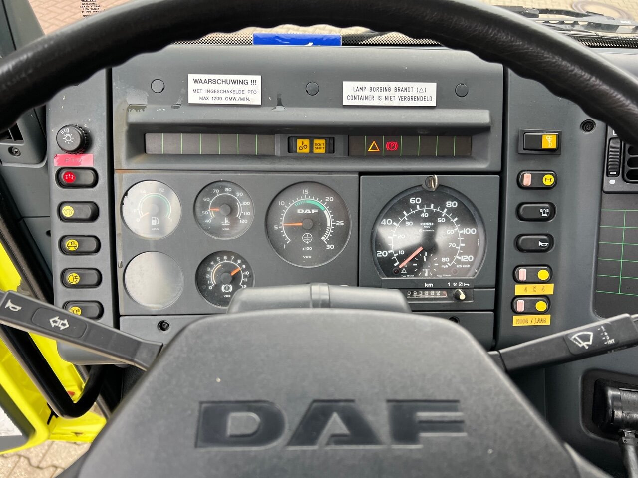 DAF 65.210 4x4 65.210 4x4 - Camião polibenne: foto 5 DAF 65.210 4x4 65.210 4x4 - Camião polibenne: foto 5