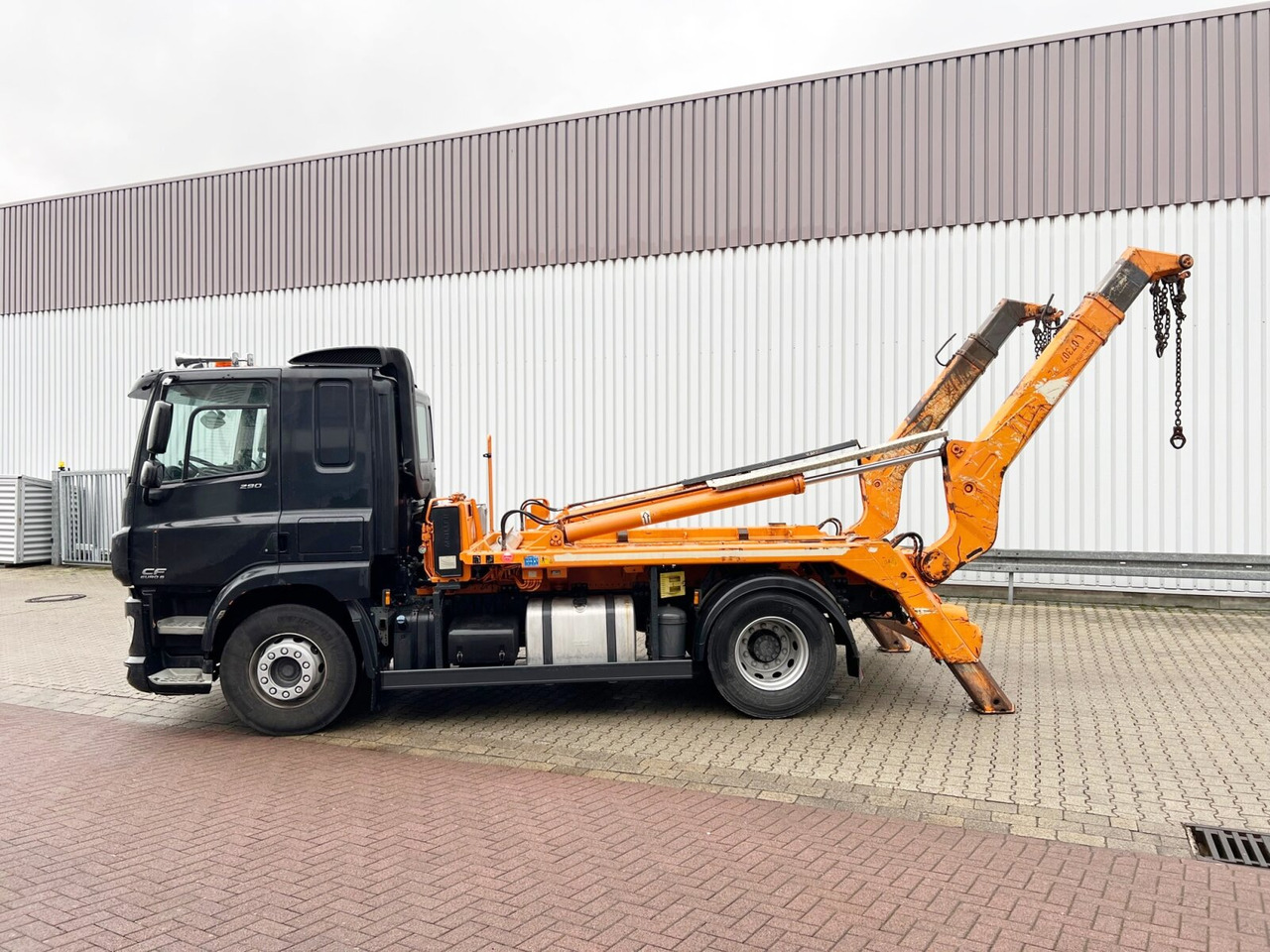 Camião multibenne DAF CF 290 4x2 CF 290 4x2, Tele-Absetzer: foto 13 Camião multibenne DAF CF 290 4x2 CF 290 4x2, Tele-Absetzer: foto 13