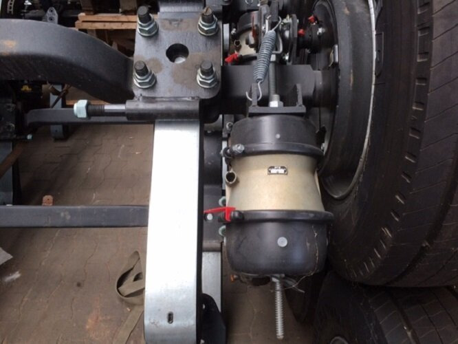 EuroCargo ML160E32 4x2 EuroCargo ML160E32 4x2 mit Teilen für Anhänger und Aufbauten - Camião transporte de veículos: foto 5 EuroCargo ML160E32 4x2 EuroCargo ML160E32 4x2 mit Teilen für Anhänger und Aufbauten - Camião transporte de veículos: foto 5