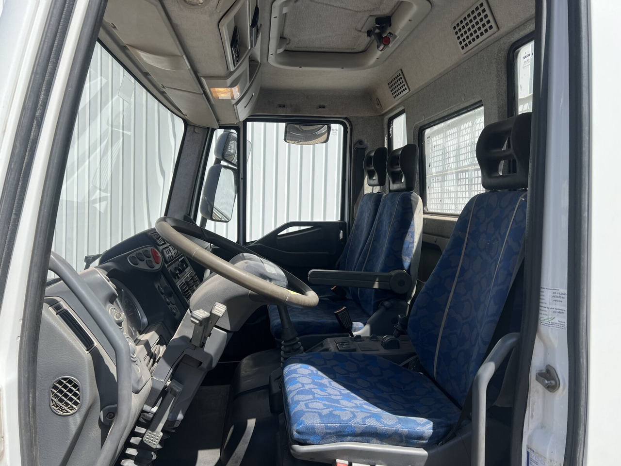 EuroCargo ML80E18K 4x2 EuroCargo ML80E18K 4x2 - Camião basculante: foto 4 EuroCargo ML80E18K 4x2 EuroCargo ML80E18K 4x2 - Camião basculante: foto 4