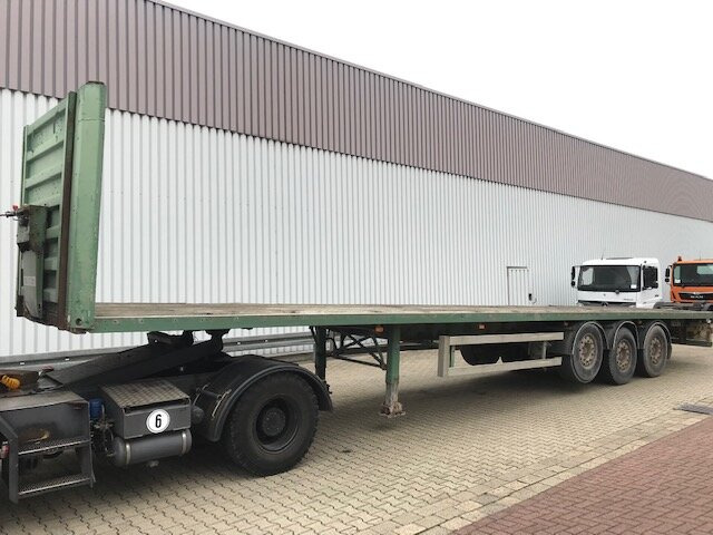 General Trailer SYY3FP SYY3FP Plattformauflieger, Liftachse - Semi-reboque plataforma/ Caixa aberta: foto 1 General Trailer SYY3FP SYY3FP Plattformauflieger, Liftachse - Semi-reboque plataforma/ Caixa aberta: foto 1