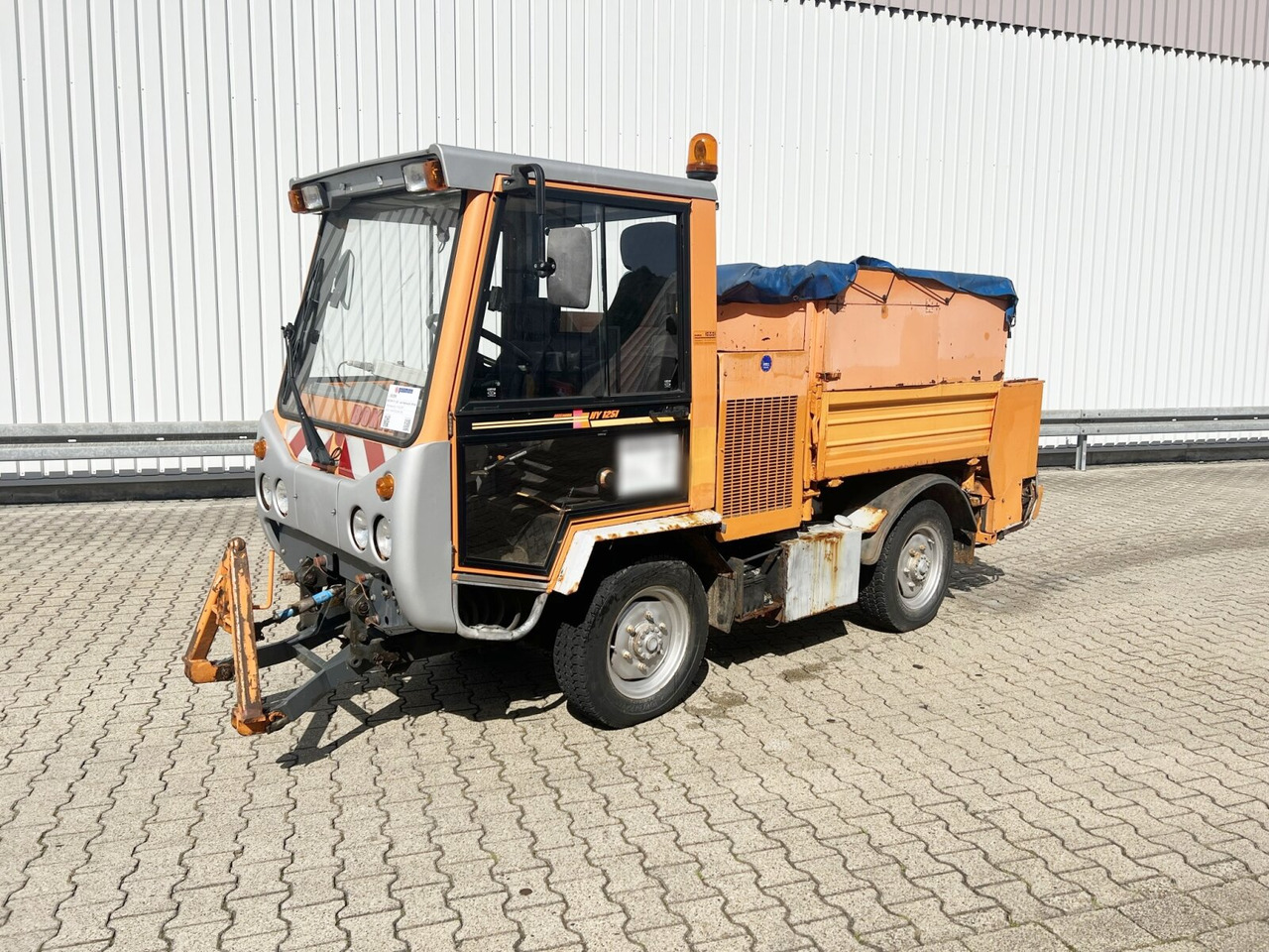 HY 1251 / 4x4 Bokimobil, Winterdienst, Kehr/Saugmaschine KIEFER HY 1251 / 4x4 Bokimobil, Winterdienst - Trator municipal: foto 1 HY 1251 / 4x4 Bokimobil, Winterdienst, Kehr/Saugmaschine KIEFER HY 1251 / 4x4 Bokimobil, Winterdienst - Trator municipal: foto 1