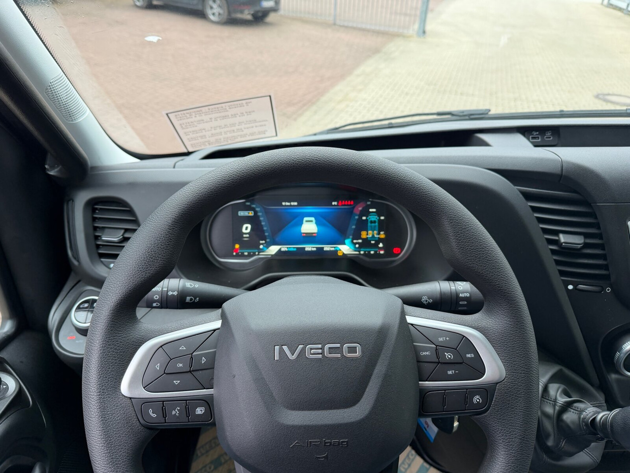 Iveco Daily 72C18H/P DK 4x2 Daily 72C18H/P DK 4x2, Nebenantrieb, Mehrfach Vorhanden! - Camião chassi: foto 3 Iveco Daily 72C18H/P DK 4x2 Daily 72C18H/P DK 4x2, Nebenantrieb, Mehrfach Vorhanden! - Camião chassi: foto 3