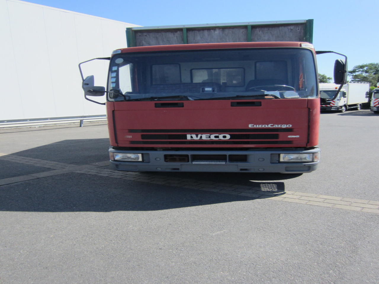 Iveco EuroCargo 80E 15/85 - Camião furgão: foto 4 Iveco EuroCargo 80E 15/85 - Camião furgão: foto 4