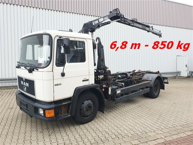 MAN 14.152 F 4x2 BB 14.152 F 4x2 BB mit Kran Hiab 060-2 - Camião polibenne, Camião grua: foto 1 MAN 14.152 F 4x2 BB 14.152 F 4x2 BB mit Kran Hiab 060-2 - Camião polibenne, Camião grua: foto 1