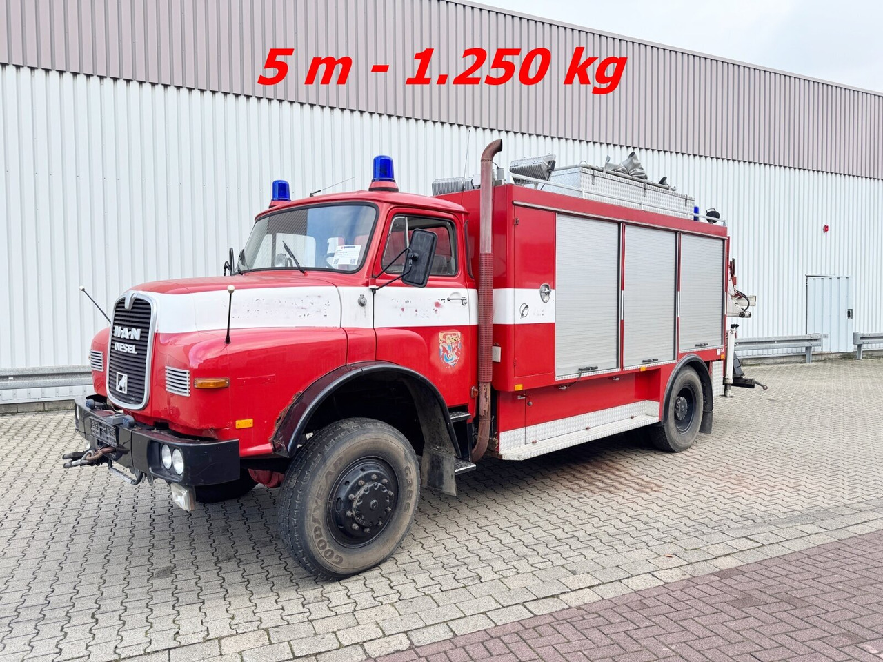 MAN 16.168 HAK 4x4 16.168 HAK 4x4, Seilwinde, Heckkran Hiab 650/1 - Carro de bombeiro: foto 1 MAN 16.168 HAK 4x4 16.168 HAK 4x4, Seilwinde, Heckkran Hiab 650/1 - Carro de bombeiro: foto 1