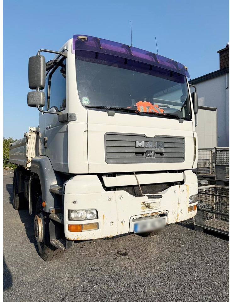 MAN TGA 18.360 4X4 BB TGA 18.360 4X4 BB - Camião basculante: foto 2 MAN TGA 18.360 4X4 BB TGA 18.360 4X4 BB - Camião basculante: foto 2