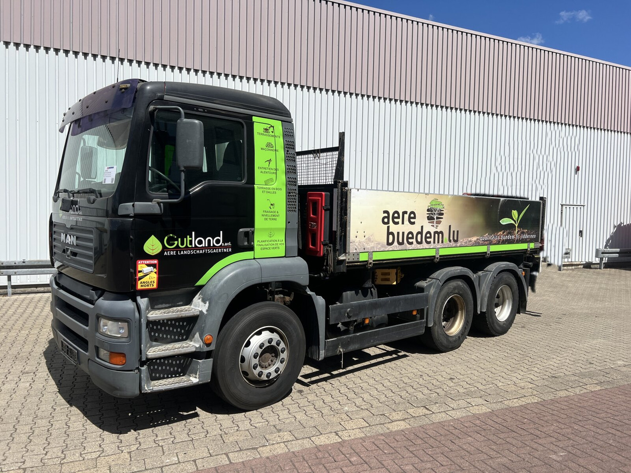 MAN TGA 26.363/410 6x4 BB TGA 26.363/410 6x4 BB, 2-S-Alukipper - Camião basculante, Camião grua: foto 1 MAN TGA 26.363/410 6x4 BB TGA 26.363/410 6x4 BB, 2-S-Alukipper - Camião basculante, Camião grua: foto 1