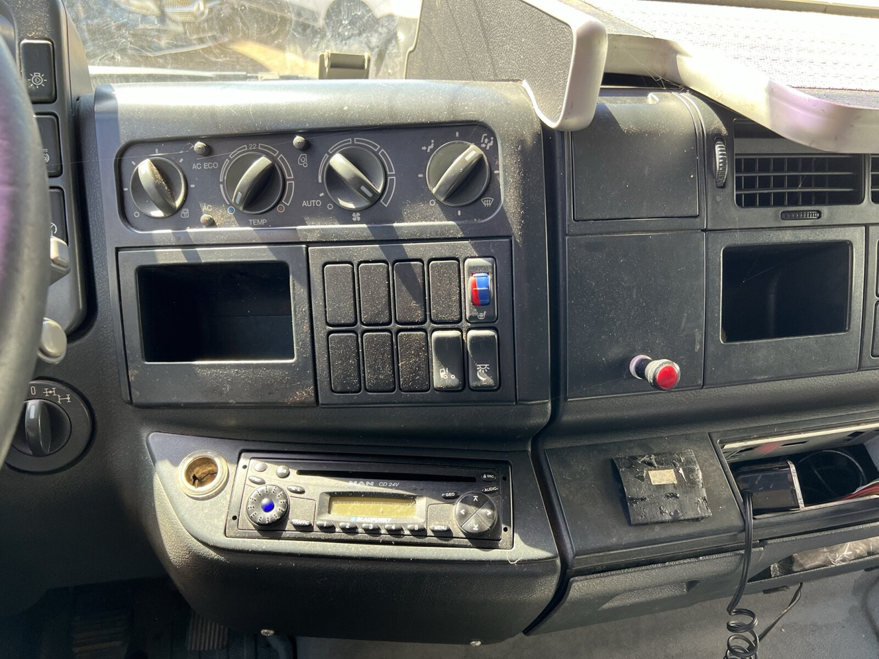 MAN TGA 26.430 6X4 BL TGA 26.430 6X4 BL - Camião chassi: foto 5 MAN TGA 26.430 6X4 BL TGA 26.430 6X4 BL - Camião chassi: foto 5