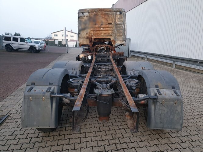 Camião chassi MAN TGA 26.440 6x2 BL Brandschaden TGA 26.440 6x2 BL Brandschaden: foto 6