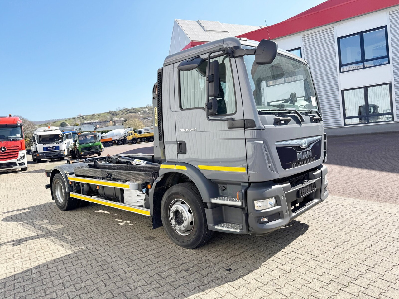 Camião polibenne MAN TGM 15.250/340 4X2 BL TGM 15.250/340 4X2 BL: foto 9